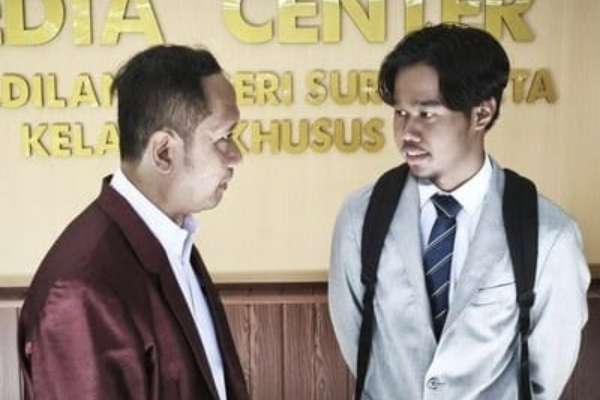 Aufaa Luqmana menyatakan kesiapannya membeli satu‑dua unit Esemka Bima di ruang mediasi jika tergugat sanggup membawanya Aufaa Luqmana menyatakan kesiapannya membeli satu‑dua unit Esemka Bima di ruang mediasi jika tergugat sanggup membawanya. (ist) - Sidang Perdana Ijazah Jokowi Jalan, Perkara Esemka Tertunda karena Ma’ruf Amin Absen